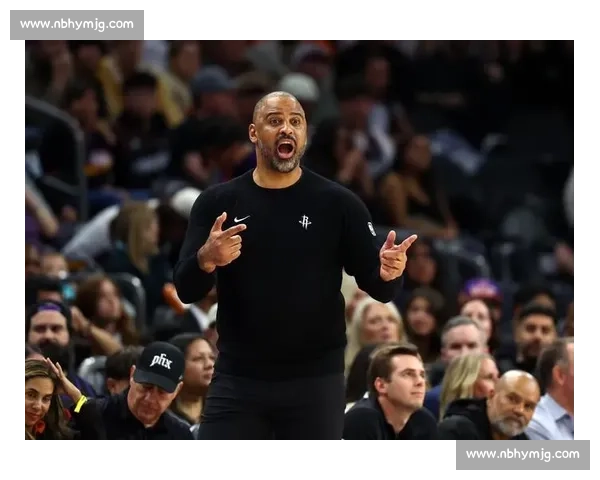 勇士鏖战雄鹿巨星对决引爆东西部强强碰撞焦点之夜赛场风云再起